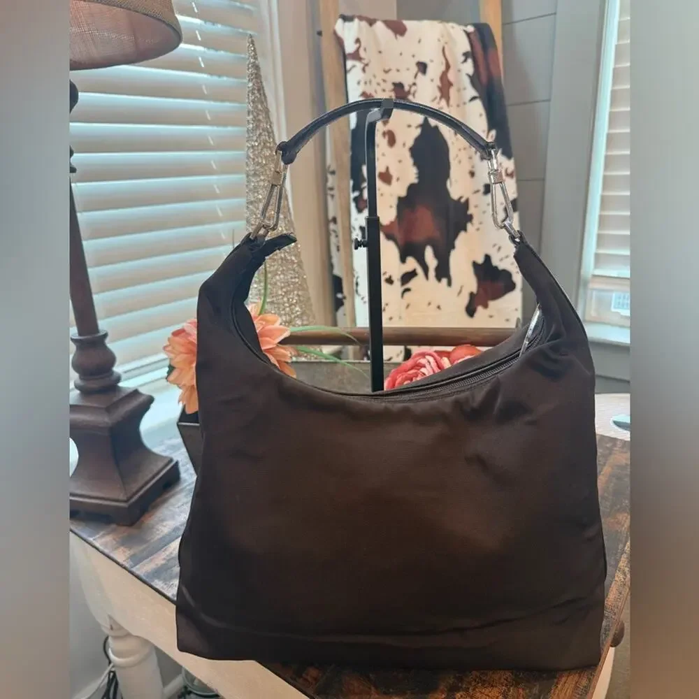 Gucci Vintage Chocolate Canvas & Leather Women's Shoulder Bag 00119558444